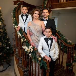 Meet your Posher, Mosa